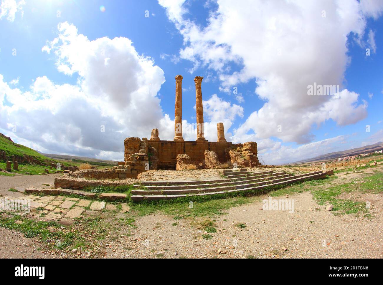 Ruines romaines de Timgad, Algérie. Capitole. Banque D'Images