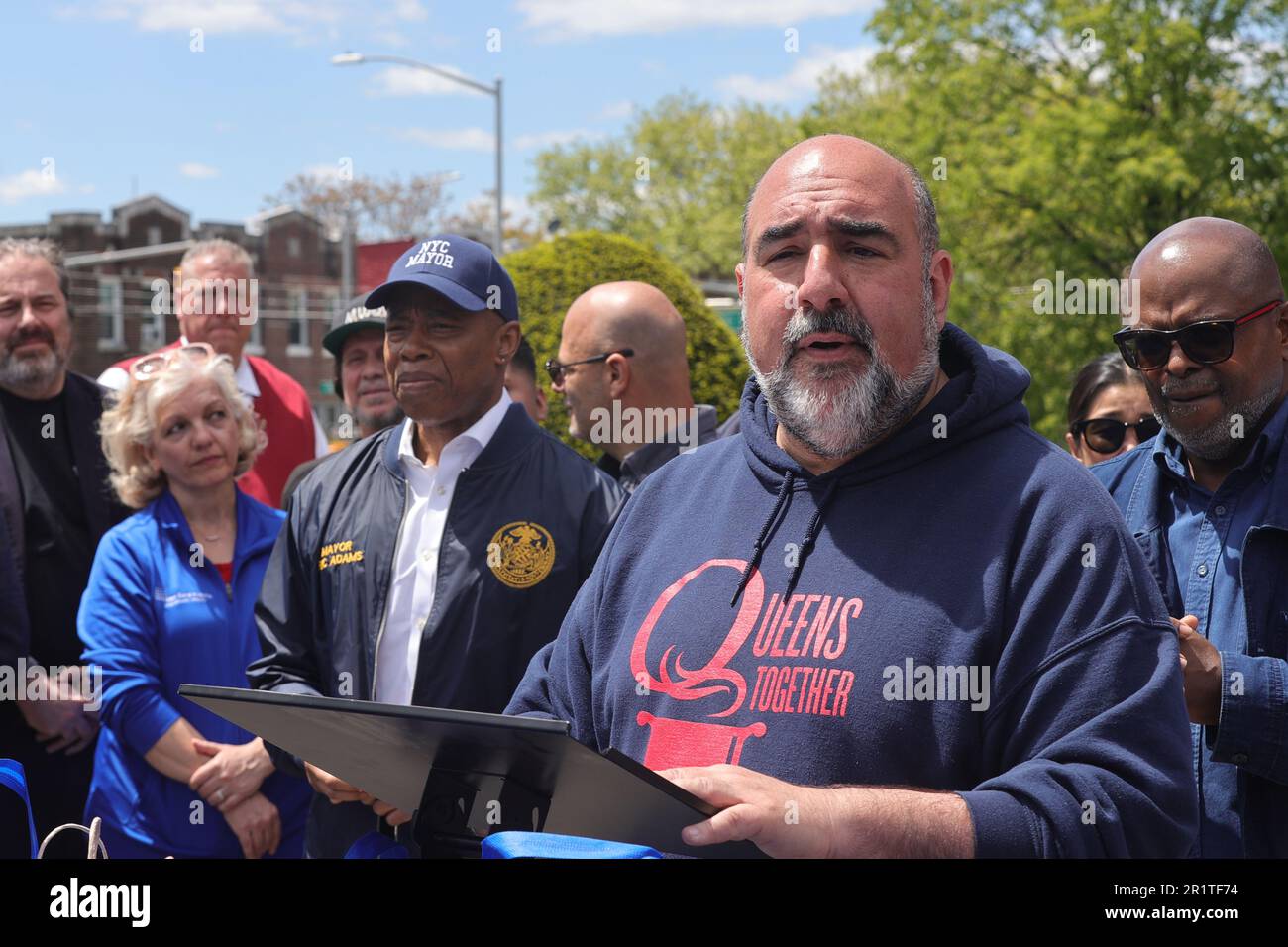 NY, États-Unis. 6th mai 2023. Queens, New York, États-Unis, 06 mai 2023 - le maire Eric Adams à la première église baptiste d'Elmhurst est Queens pour un coup d'envoi de nourriture aujourd'hui à New York. Photo: Luiz Rampelotto/EuropaNewswire (image de crédit: © Luiz Rampelotto/ZUMA Press Wire) USAGE ÉDITORIAL SEULEMENT! Non destiné À un usage commercial ! Banque D'Images