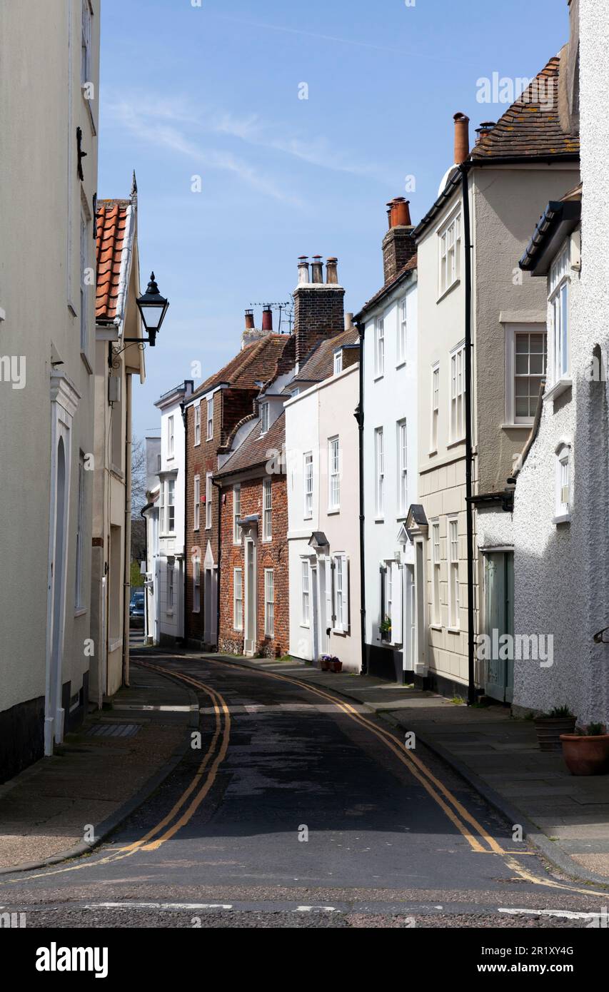 Vue de Beech Street, vue sur Farrier Street, vers Middle Street, Deal, Kent Banque D'Images
