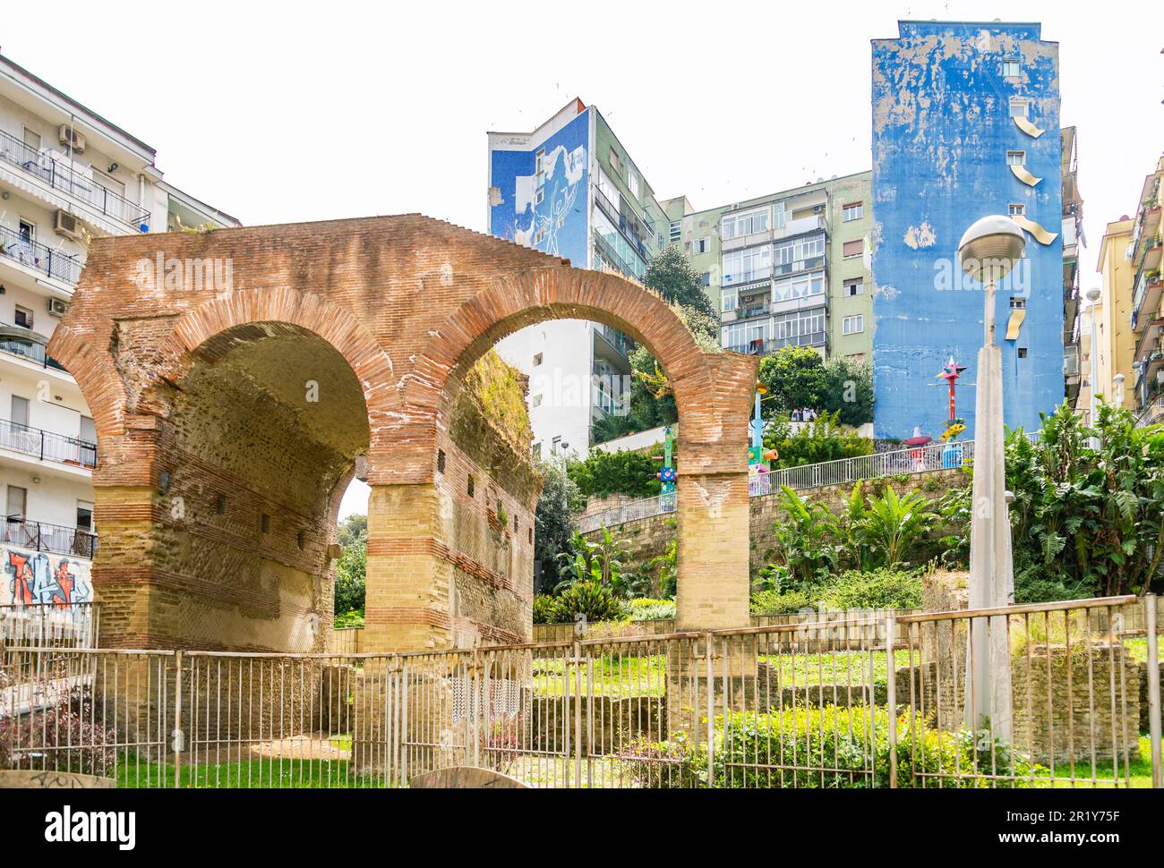 Naples, Italie - 29 avril 2023 - Metro dell'arte est la ligne de chemin de fer urbain 1, une attraction touristique pour les visiteurs d'Art Tour à explorer les stations. S Banque D'Images