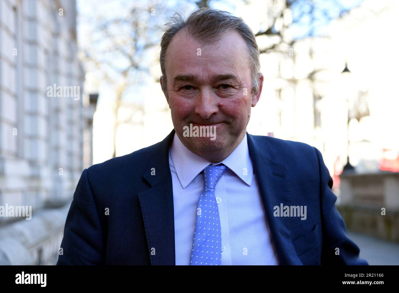 Simon Hart, secrétaire d'État du pays de Galles, arrive au bureau du cabinet de Whitehall, à Londres, en prévision d'une réunion d'urgence de la COBRA à mesure que l'épidémie de coronavirus COVID-19 se développe. Lundi 16/03/2020 Banque D'Images