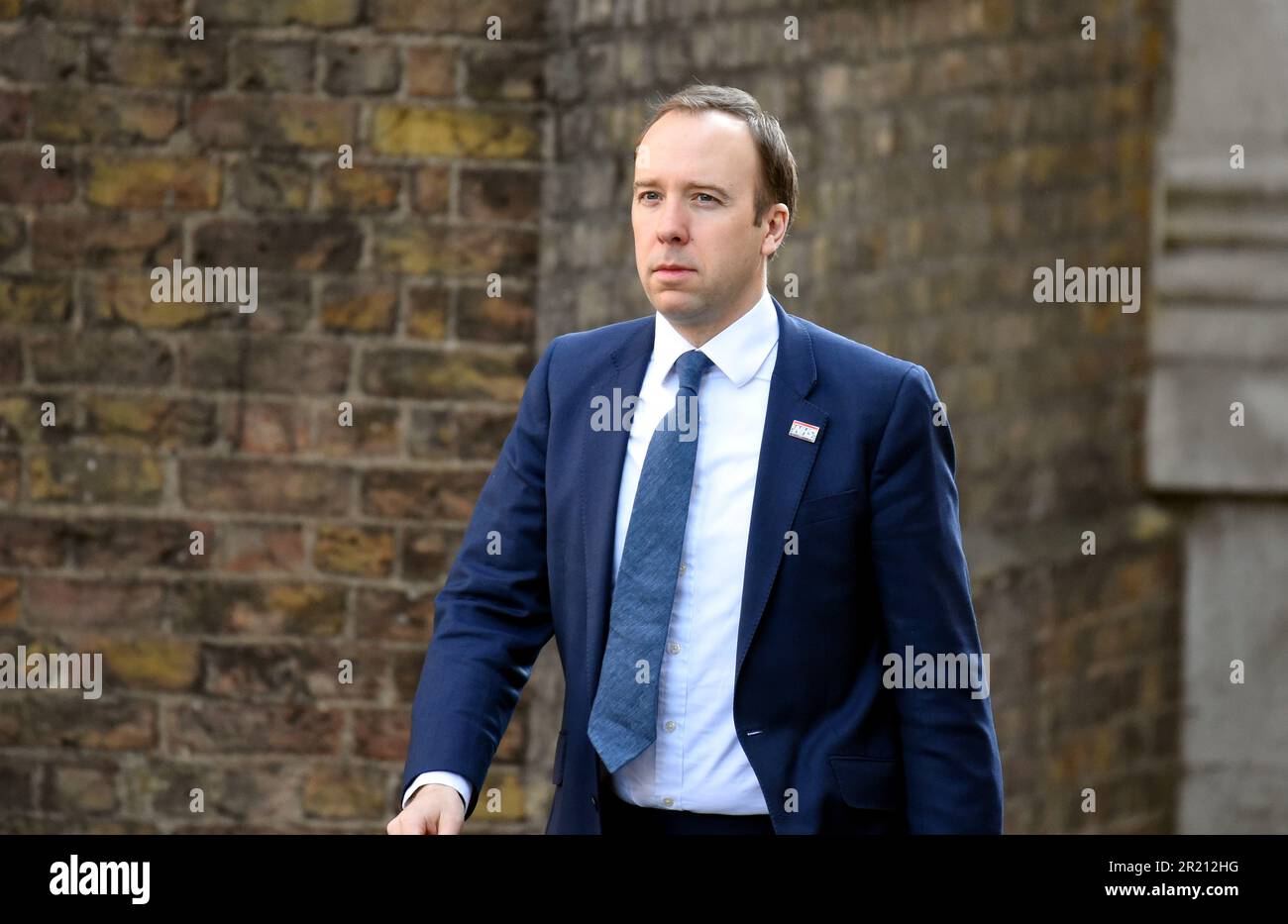 Photographie de Matt Hancock, secrétaire à la Santé et aux soins sociaux, à l'extérieur du numéro 10 Downing Street, Londres, avant une réunion d'urgence de la COBRA, à mesure que l'épidémie de coronavirus COVID-19 se développe. Banque D'Images