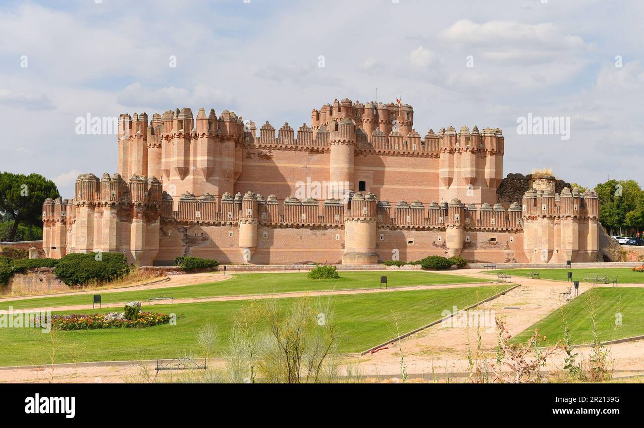 Photographie de Castillo de Coca, un château situé dans la municipalité de Coca, dans le centre