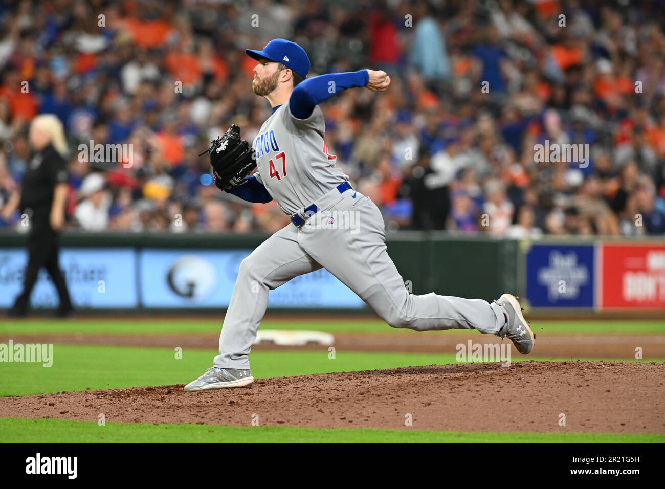 Le pichet de secours des Chicago Cubs Brandon Hughes (47) se trouve au bas du cinquième repas pendant le match de la MLB entre les Chicago Cubs et les Houston Banque D'Images