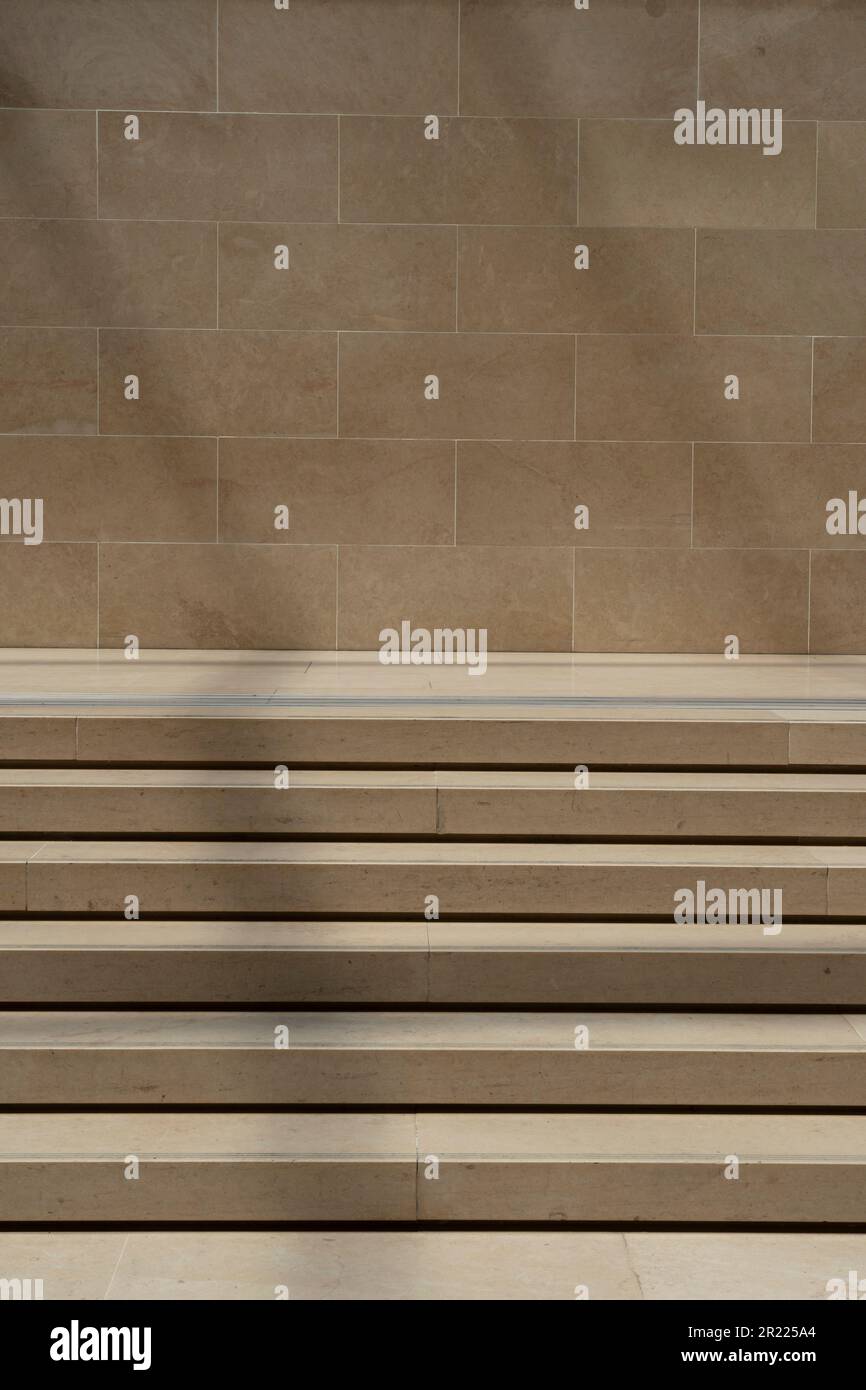 Effet graphique de la lumière du soleil sur les marches d'escalier en marbre Banque D'Images