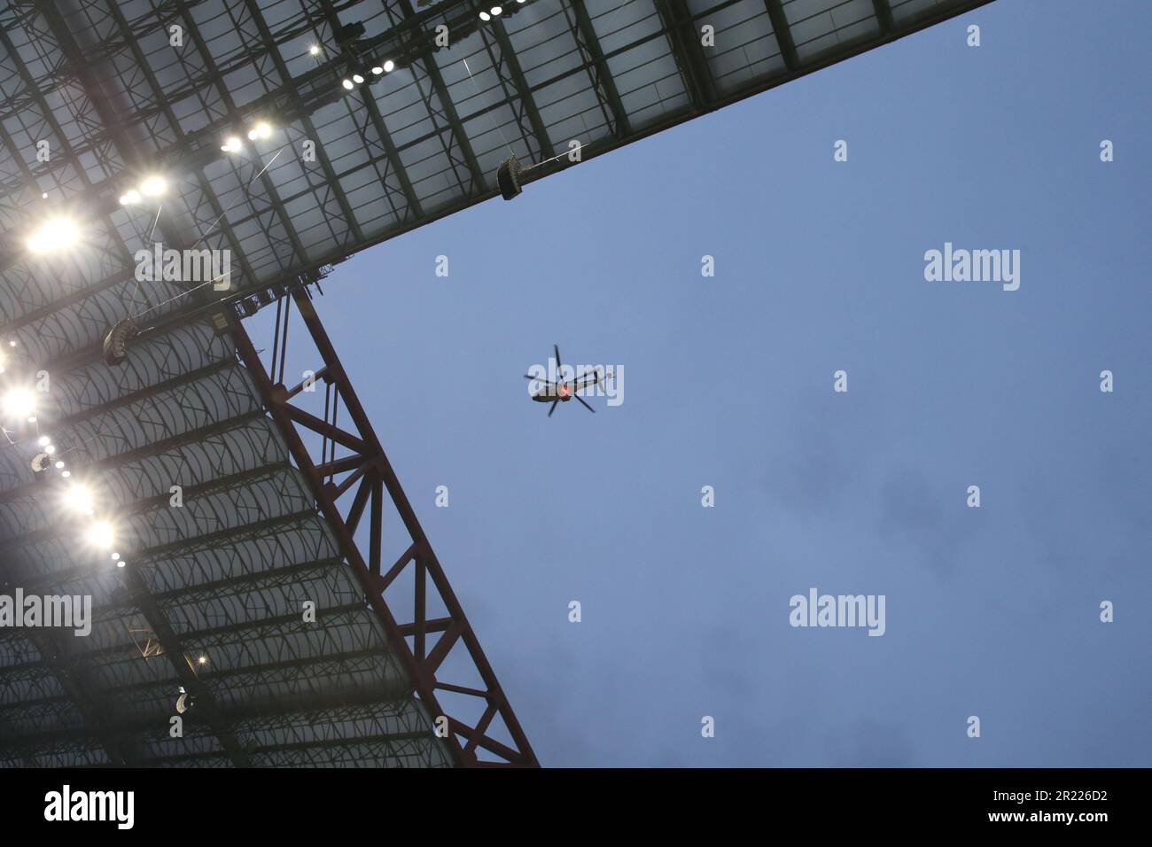 Milan, Italie. 16th mai 2023. Lors de la deuxième partie des demi-finales de la Ligue des champions de l'UEFA, match de football entre l'Inter FC et l'AC Milan le 16 mai 2023 au stade Giuseppe Meazza, San Siro - Milan Italie. Photo Nderim Kaceli crédit: Agence de photo indépendante/Alamy Live News Banque D'Images