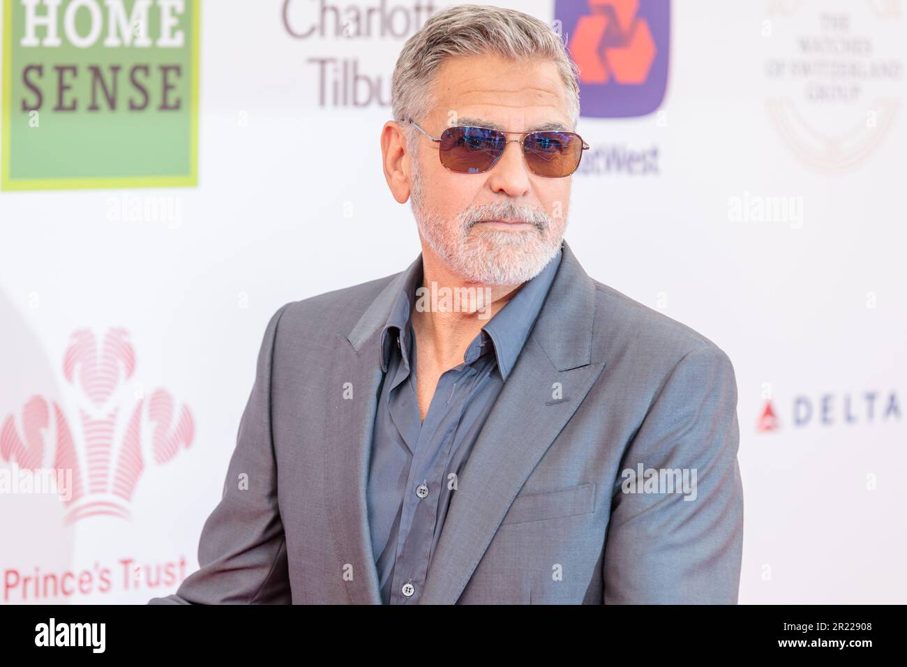 Theatre Royal Drury Lane, Londres, Royaume-Uni. 16th mai 2023. George Clooney arrive au Theatre Royal, Drury Lane pour les prix annuels 19th du Prince's Trust et TKMaxx & HomeSense. Les prix récompensent les jeunes qui ont réussi contre la cote, amélioré leurs chances de vie et ont eu un impact positif sur leur communauté locale. Photo par Amanda Rose/Alamy Live News Banque D'Images