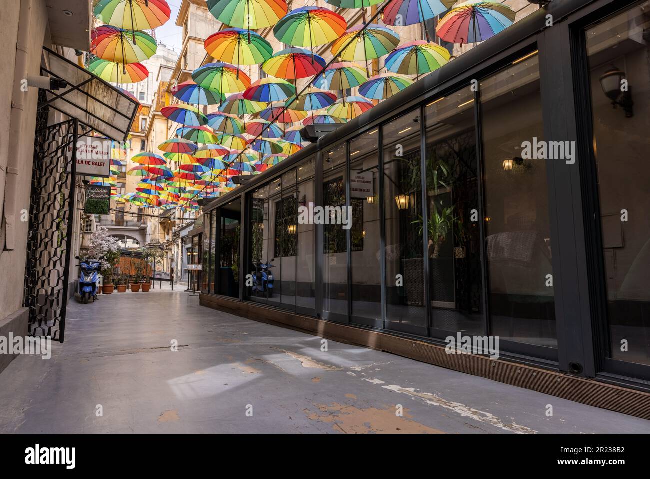 La rue du parapluie Photo Stock - Alamy