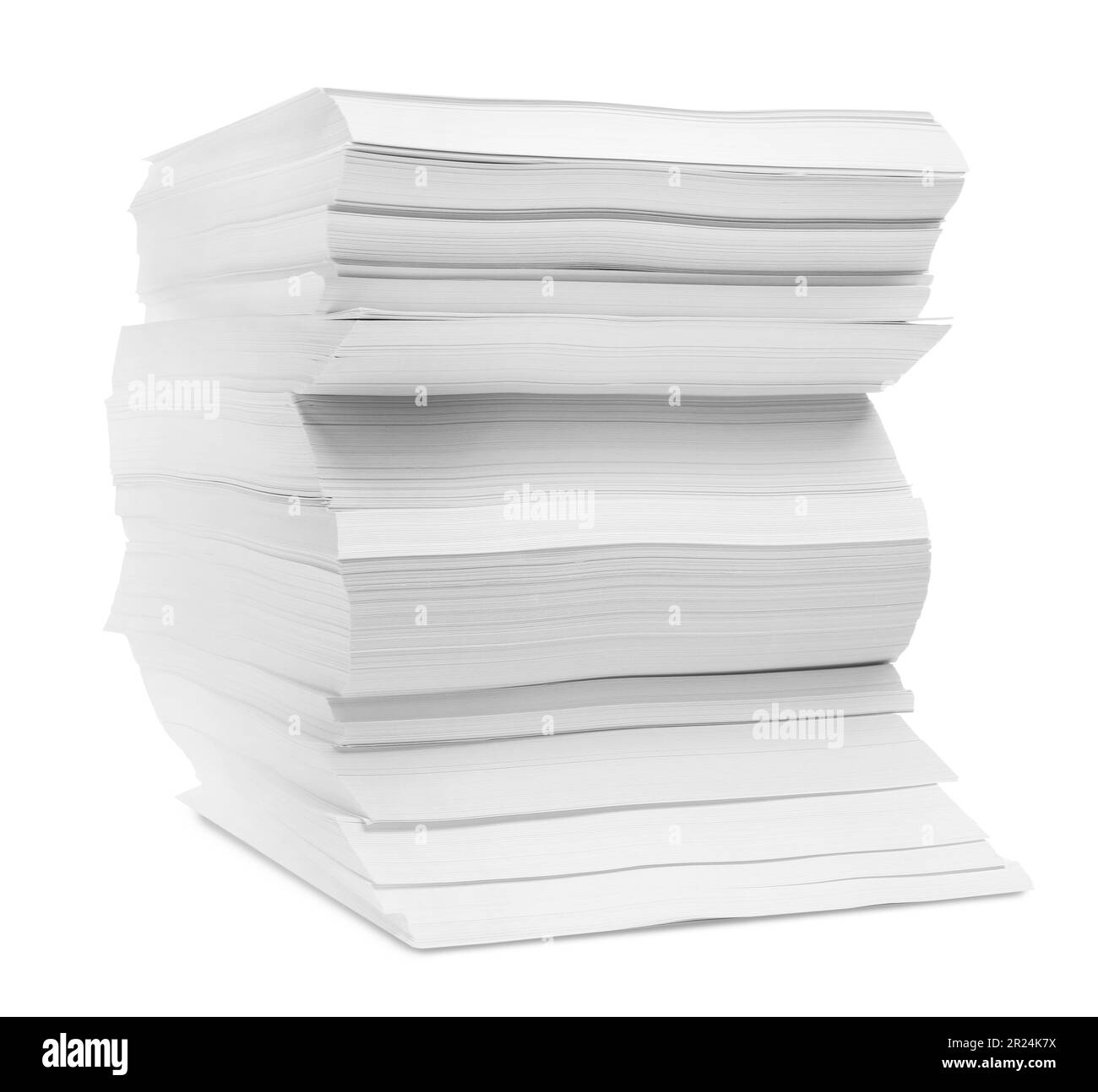 Pile de feuilles de papier isolée sur blanc Banque D'Images