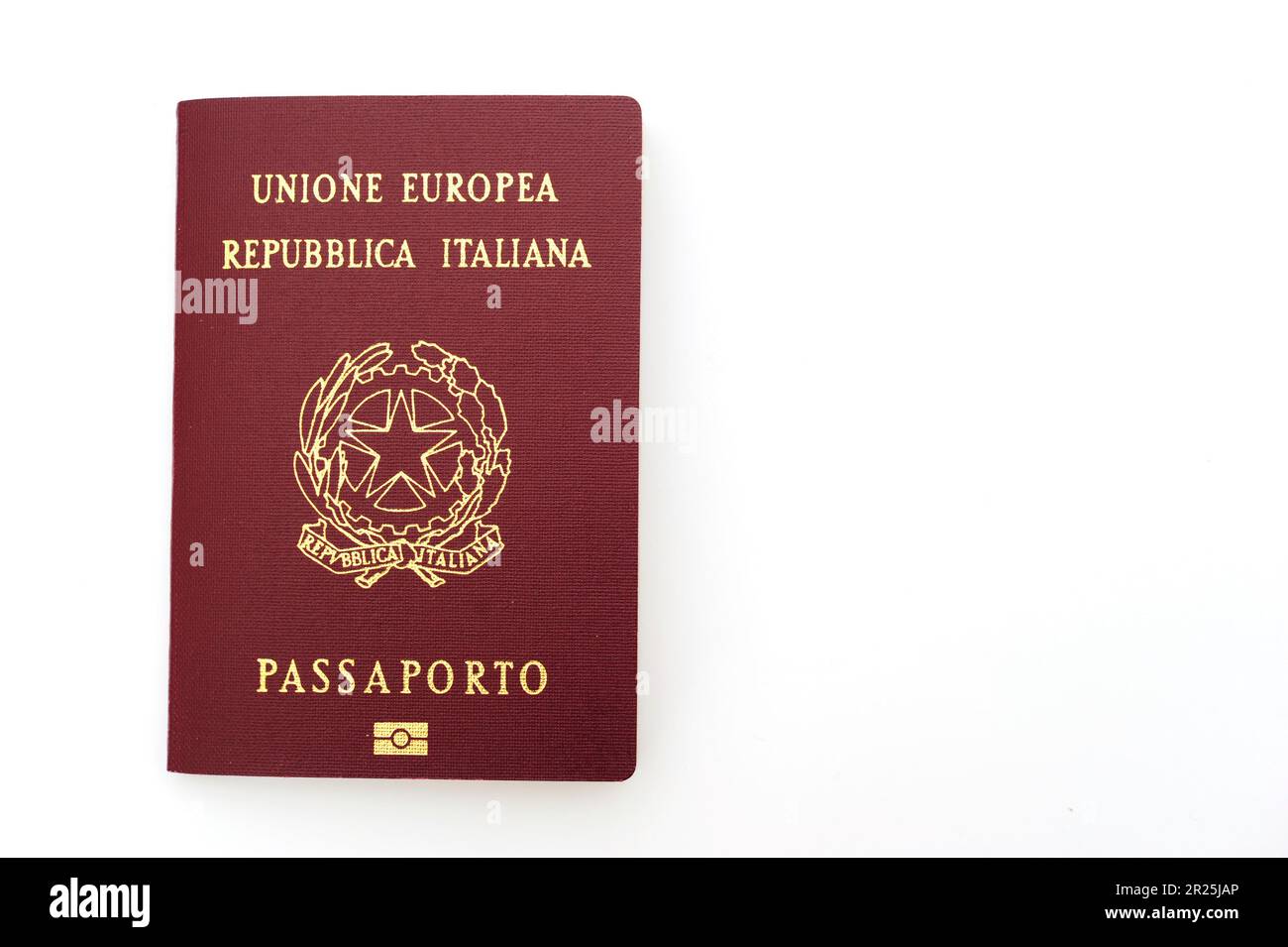 Passeport italien, isolé Banque D'Images