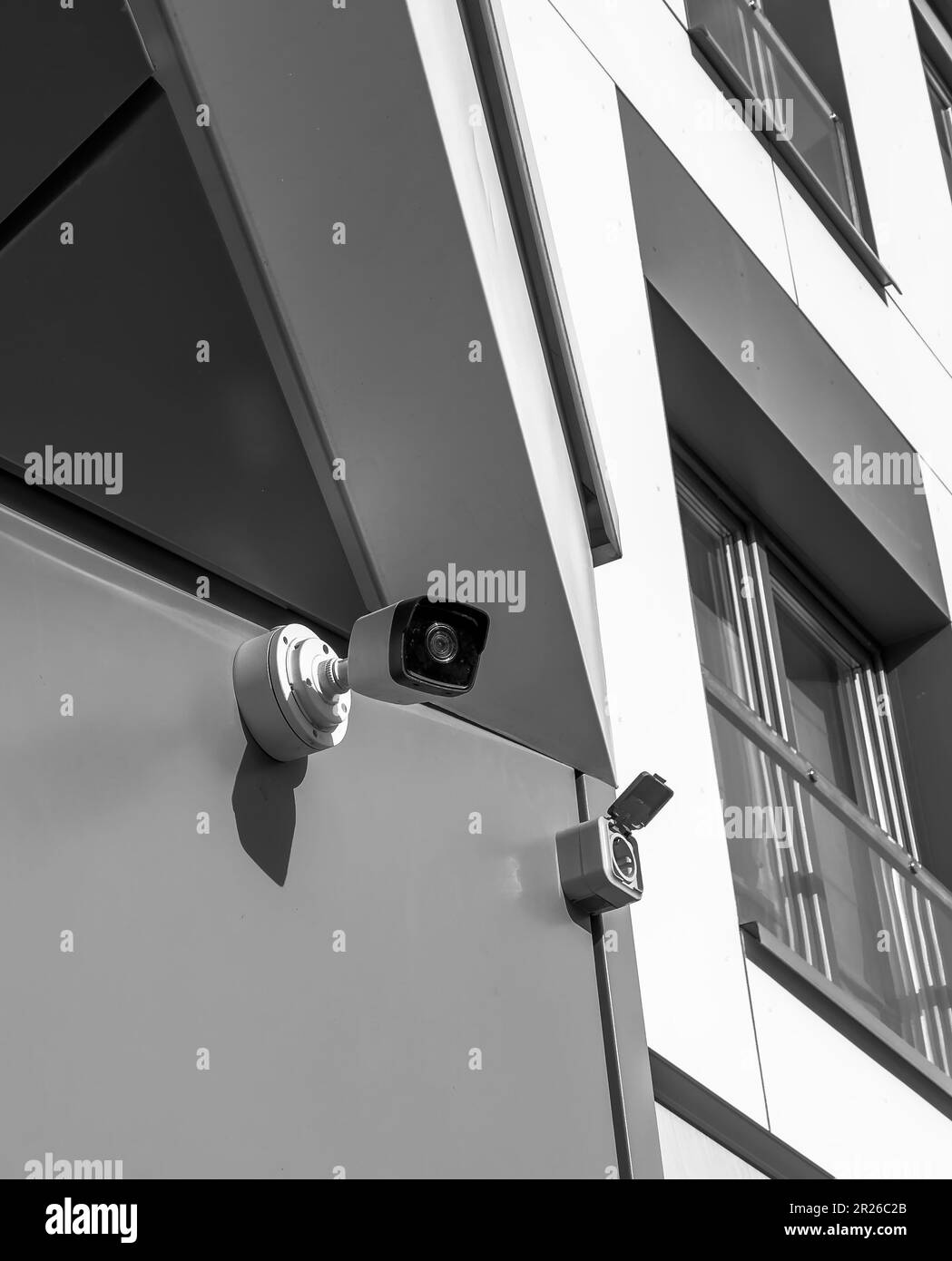 CCTV, concept de vidéosurveillance. Caméra extérieure dans le bâtiment. Banque D'Images