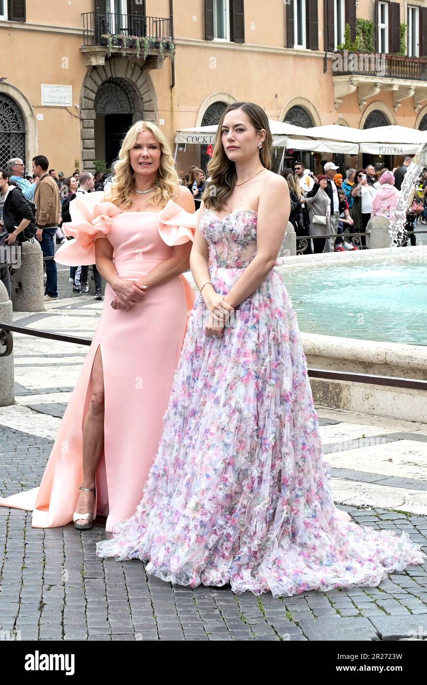 ROM, italique. 17th mai 2023. Katherine Kelly Lang und Annika Noelle BEI  Dreharbeiten zur CBS TV-série 'The Bold and the Beautiful/Reich und schön'  auf der Piazza Navona. ROM, 17.05.2023 crédit: Geisler-Fotopress GmbH/Alay