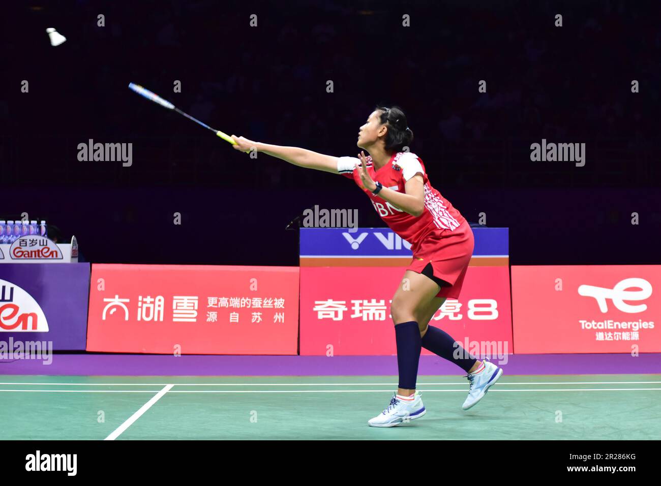 SUZHOU, CHINE - le 18 MAI 2023 - PORNPAWEE CHOCHUWONG d'Indonésie participe à la finale de la COUPE TotalEnergies BWF SUDIRMAN 2023 entre l'Indonésie et la Thaïlande Banque D'Images