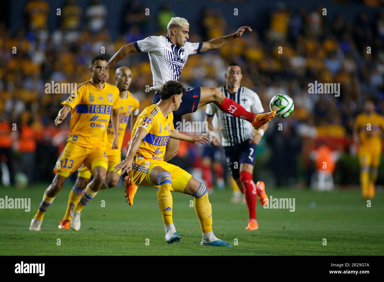 Monterrey Estádio Universitário, Mexique. , . Demi-pied 1st de la Liga BBVA MX Clausura 2023 entre UANL Tigres et Monterrey Rayados. Crédit : PX Images/Alamy Live News Banque D'Images