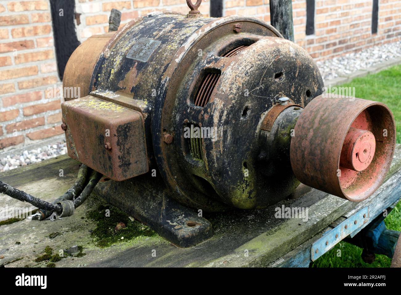 moteur électrique d'époque rouille Banque D'Images