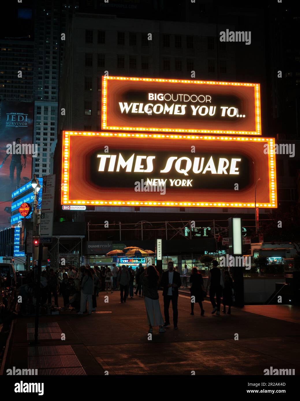 Bienvenue au panneau Times Square la nuit, Manhattan, New York Banque D'Images