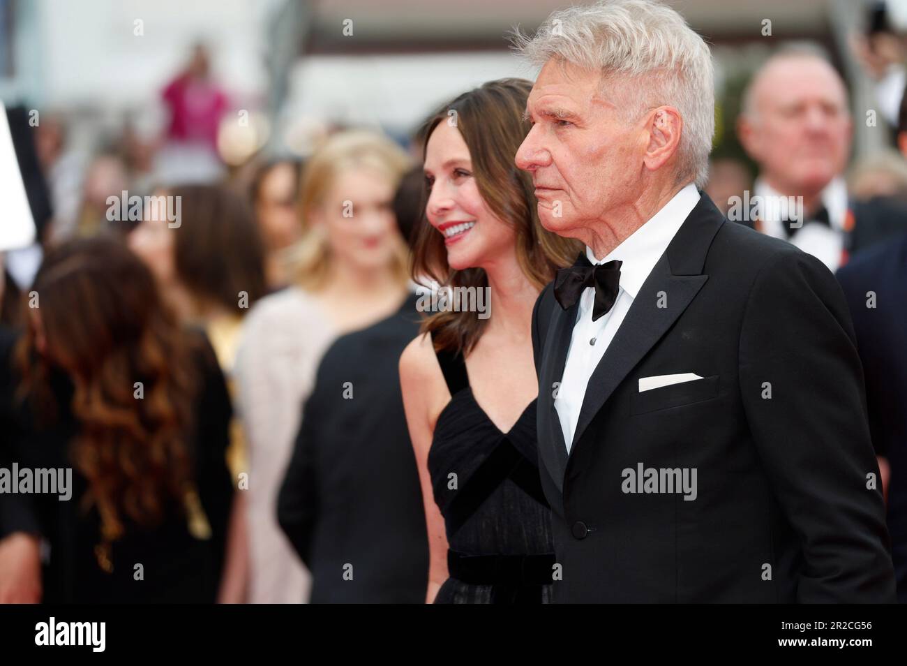 Cannes, Frankreich. 18th mai 2023. Calista Flockhart und Harrison Ford BEI der Premiere des Kinofilm 'Indiana Jones and the Dial of Destiny/Indiana Jones und das Rad des Schicksals' auf dem Festival de Cannes 2023/76. Internationale Filmfestspiele von Cannes im Palais des Festivals. Cannes, 18.05.2023 crédit: Geisler-Fotopress GmbH/Alay Live News Banque D'Images