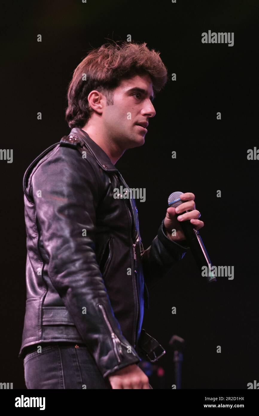Madrid, Espagne. 18th mai 2023. Le chanteur Alvaro de Luna se produit lors de l'anniversaire du DRO 40th à Madrid. (Photo par Atilano Garcia/SOPA Images/Sipa USA) crédit: SIPA USA/Alay Live News Banque D'Images
