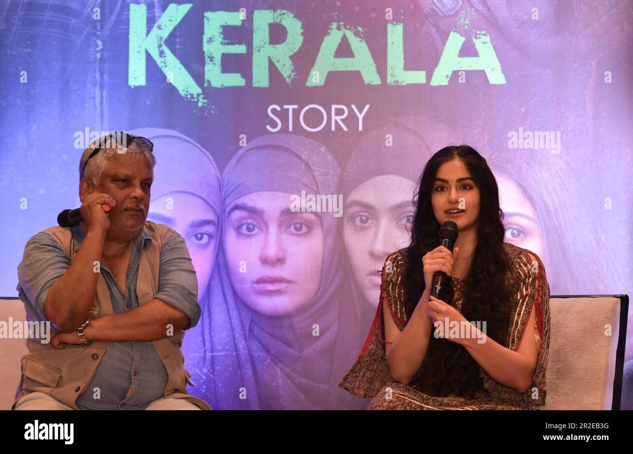 Kolkata, Inde. 19th mai 2023. L'actrice indienne Adah Sharma parle dans une conférence de presse de son film "l'histoire de Kerala" à Kolkata un jour après que la Cour suprême a levée toute l'interdiction sur le film. Crédit : SOPA Images Limited/Alamy Live News Banque D'Images
