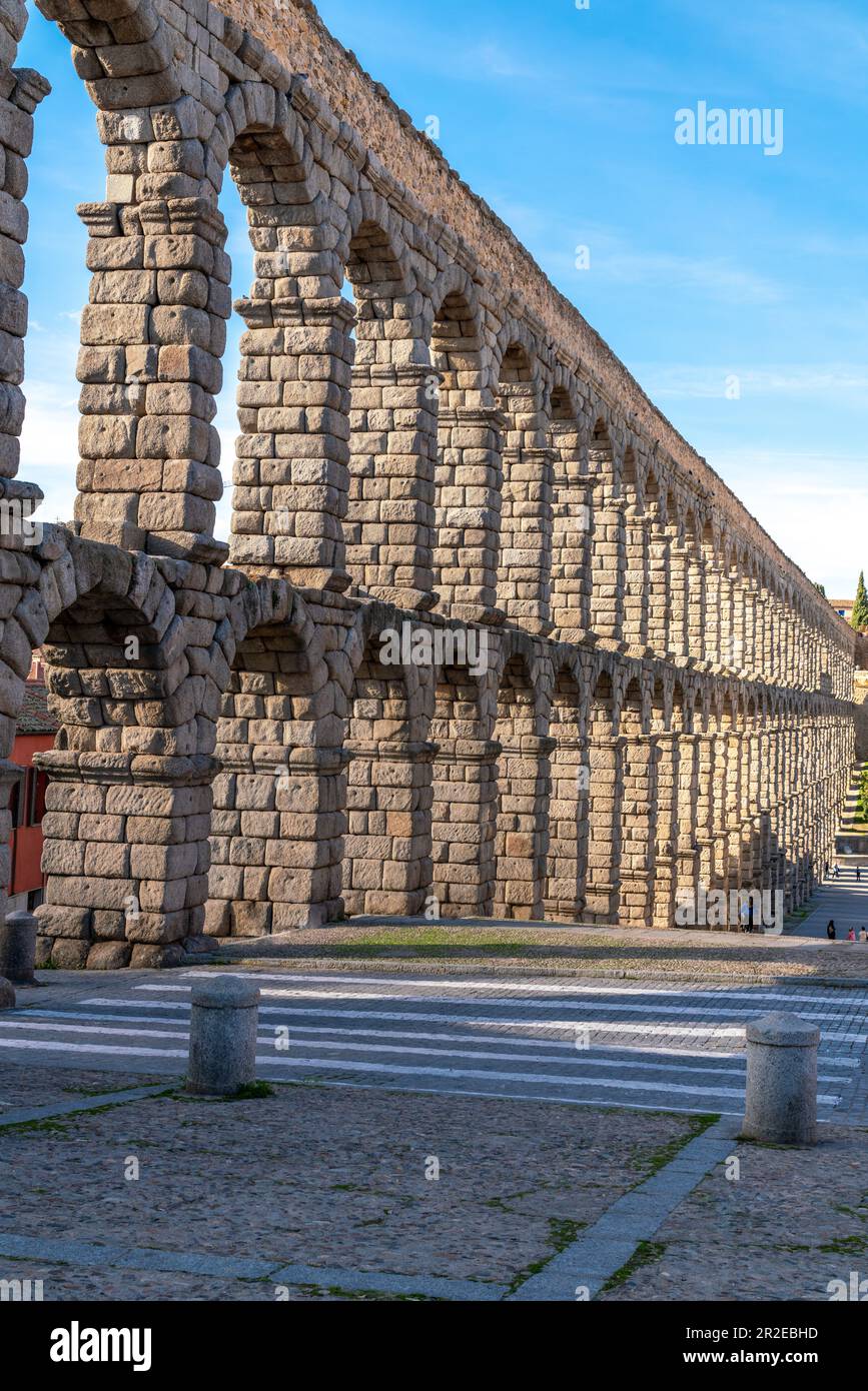 Aqueduc de Ségovie - ESPAGNE. A été construit au cours de la seconde moitié du 1e siècle après J.-C. sous le règne de l'Empire romain Banque D'Images