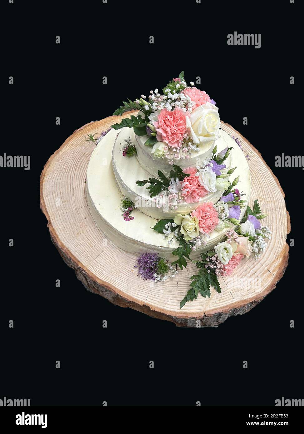 Gâteau de mariage sur une tranche d'arbre, Bavière, Allemagne Banque D'Images