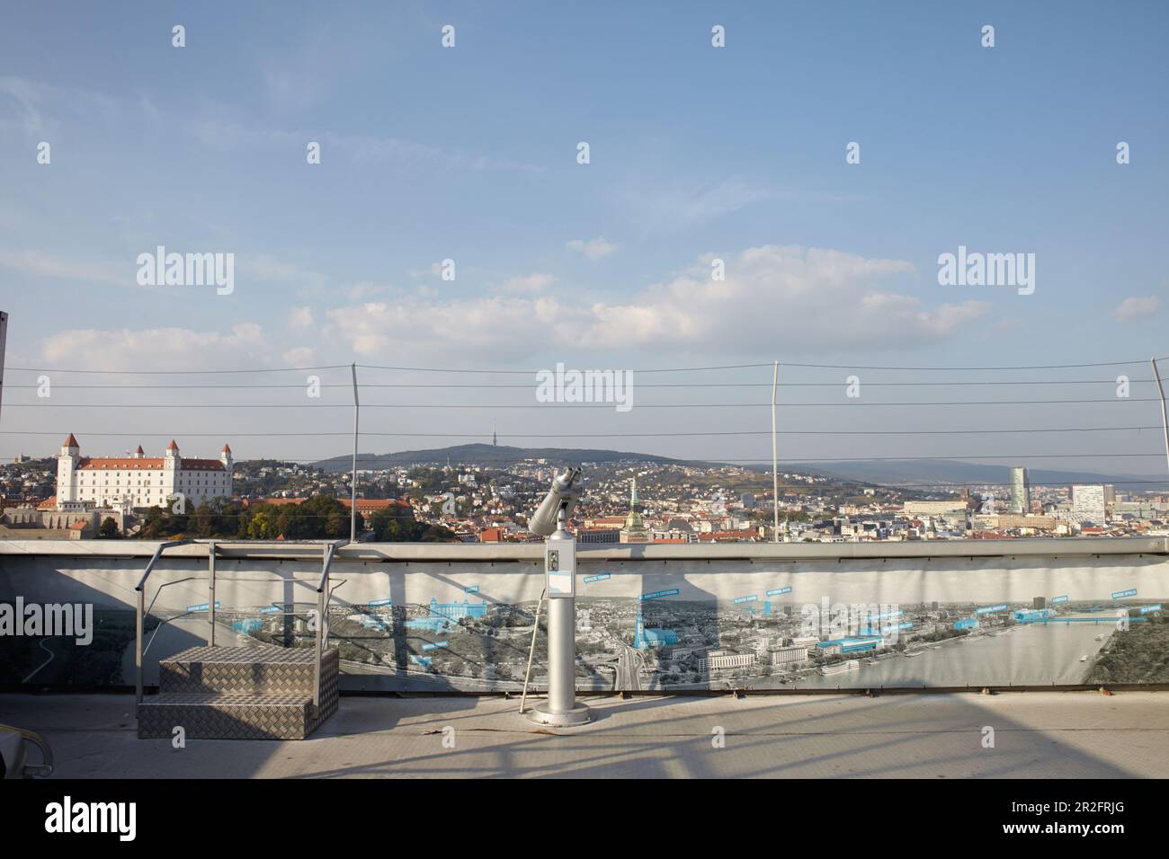 Plate-forme d'observation des OVNIS à Bratislava, Slovaquie. Banque D'Images
