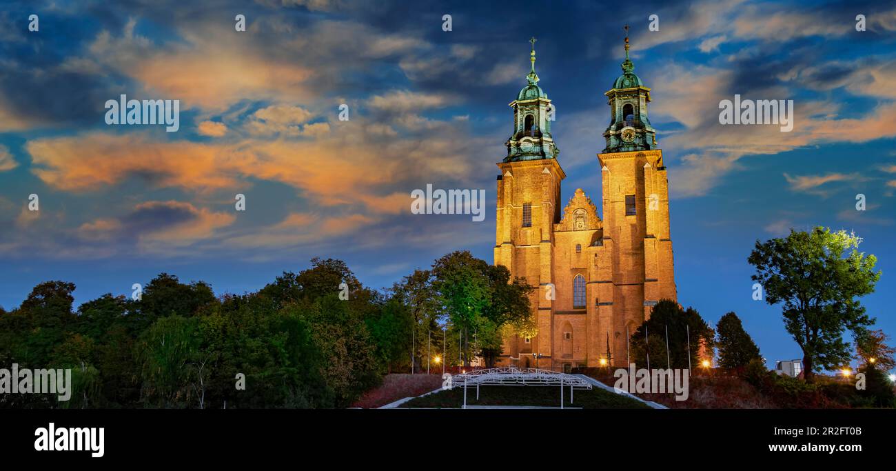La cathédrale royale de Gniezno, Grande Pologne, Pologne Banque D'Images