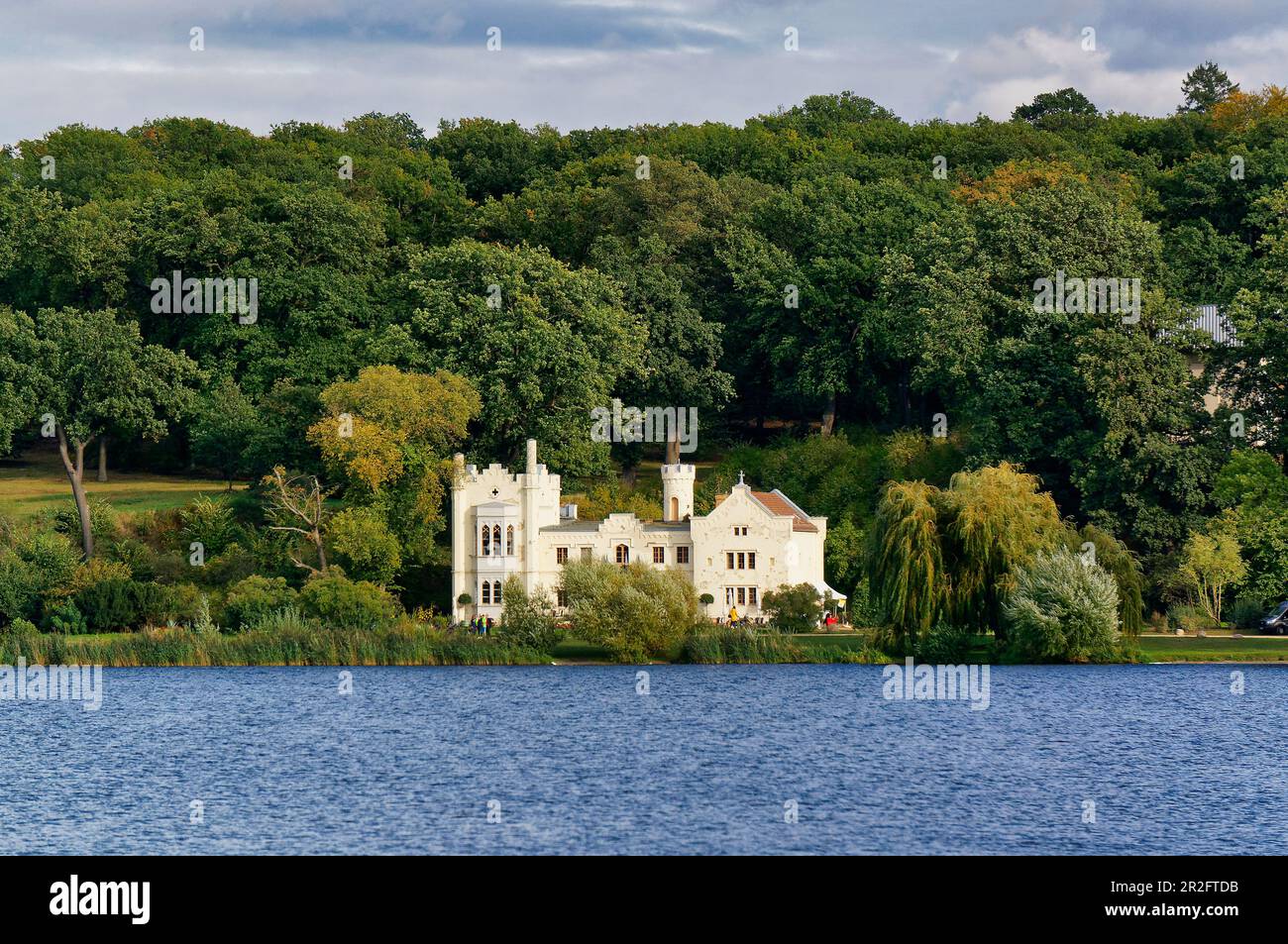 Havel, Tiefer See, petit château, parc de Babelsberger, Potsdam, Etat de Brandebourg, Allemagne Banque D'Images