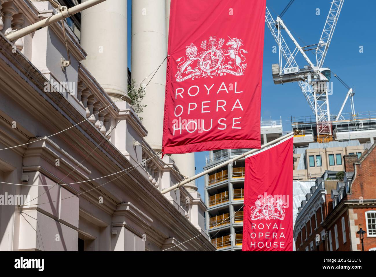 Vue sur la rue de l'Opéra royal de Covent Garden, Londres. Banque D'Images
