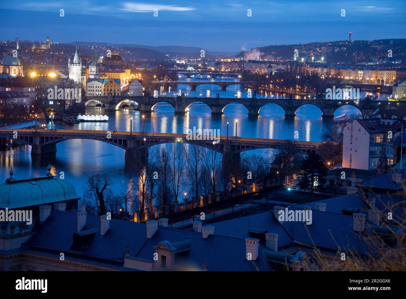 Ponts de Prague, Pont Charles vu depuis le pont d'observation du Pavillon Hanavsky, Prague, République Tchèque Banque D'Images
