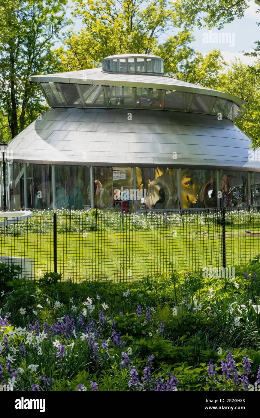 Le carrousel Seaglass est situé dans Battery Park à la pointe sud de Manhattan, 2023, New York City, États-Unis Banque D'Images