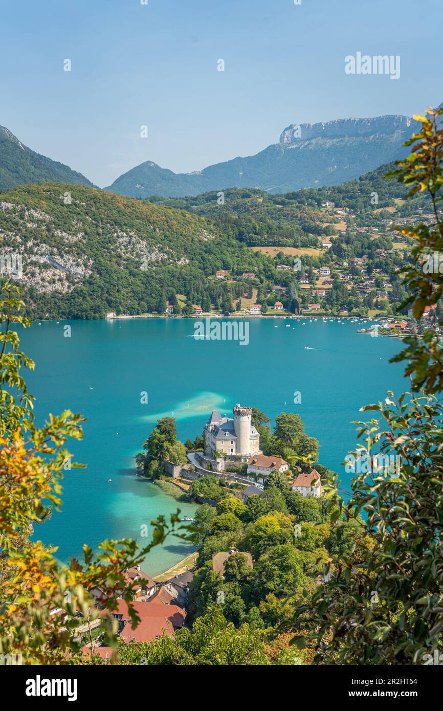 Vue sur le Château de Duingt, Annecy, haute-Savoie, Auvergne-Rhône-Alpes, France Banque D'Images