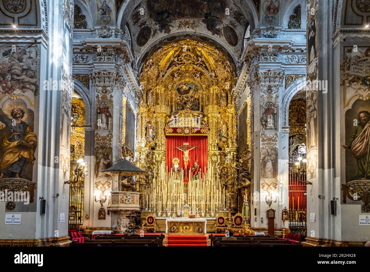 Intérieur de l'église paroissiale de Santa María Magdalena à Séville, Andalousie, Espagne Banque D'Images