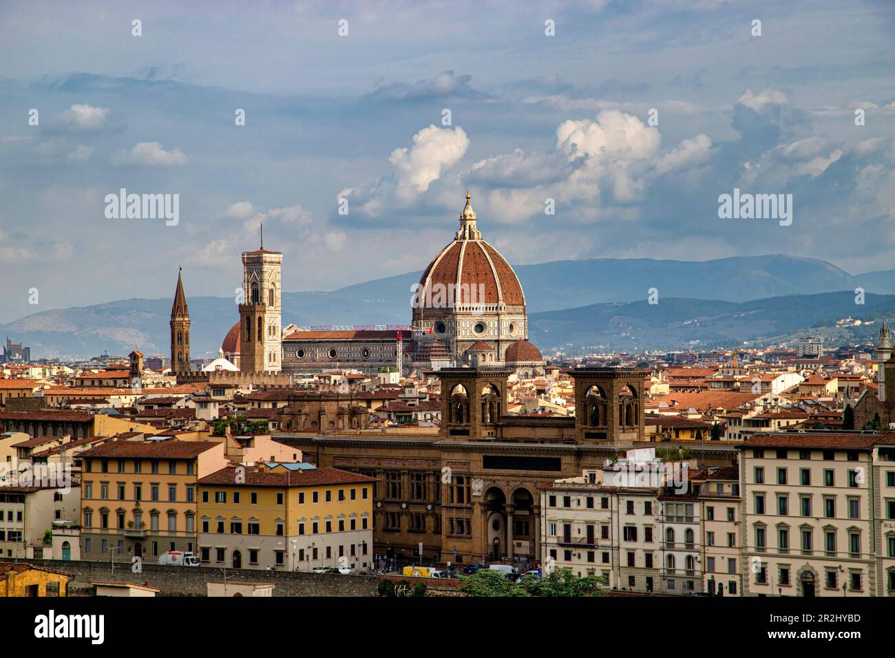 Vue d'ensemble du centre historique de Florence depuis piazzale Michelangelo, Florence, Toscane, Italie. Banque D'Images
