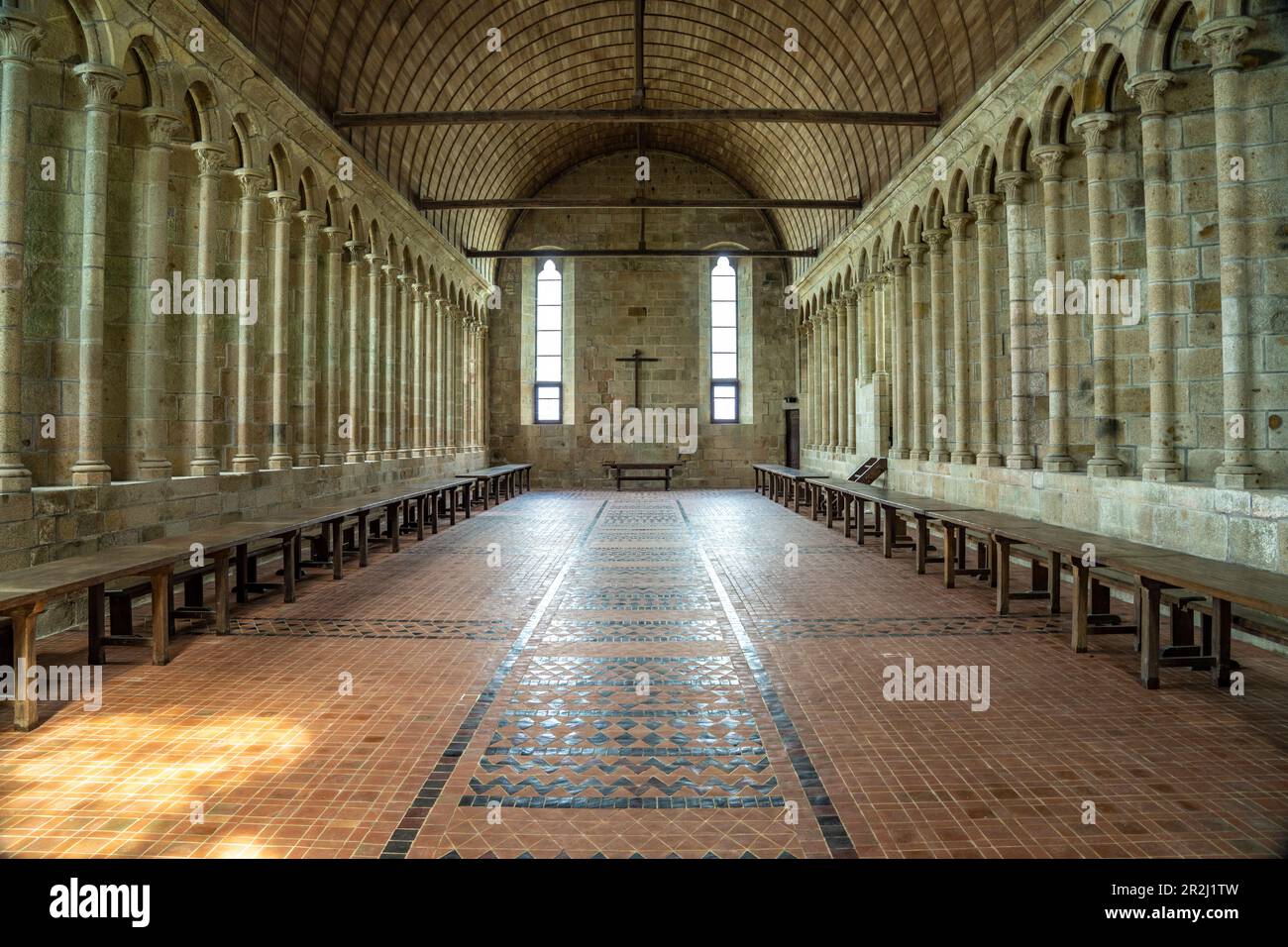 Réfectoire de l'ancienne abbaye du Mont Saint-Michel, le Mont-Saint-Michel, Normandie, France Banque D'Images