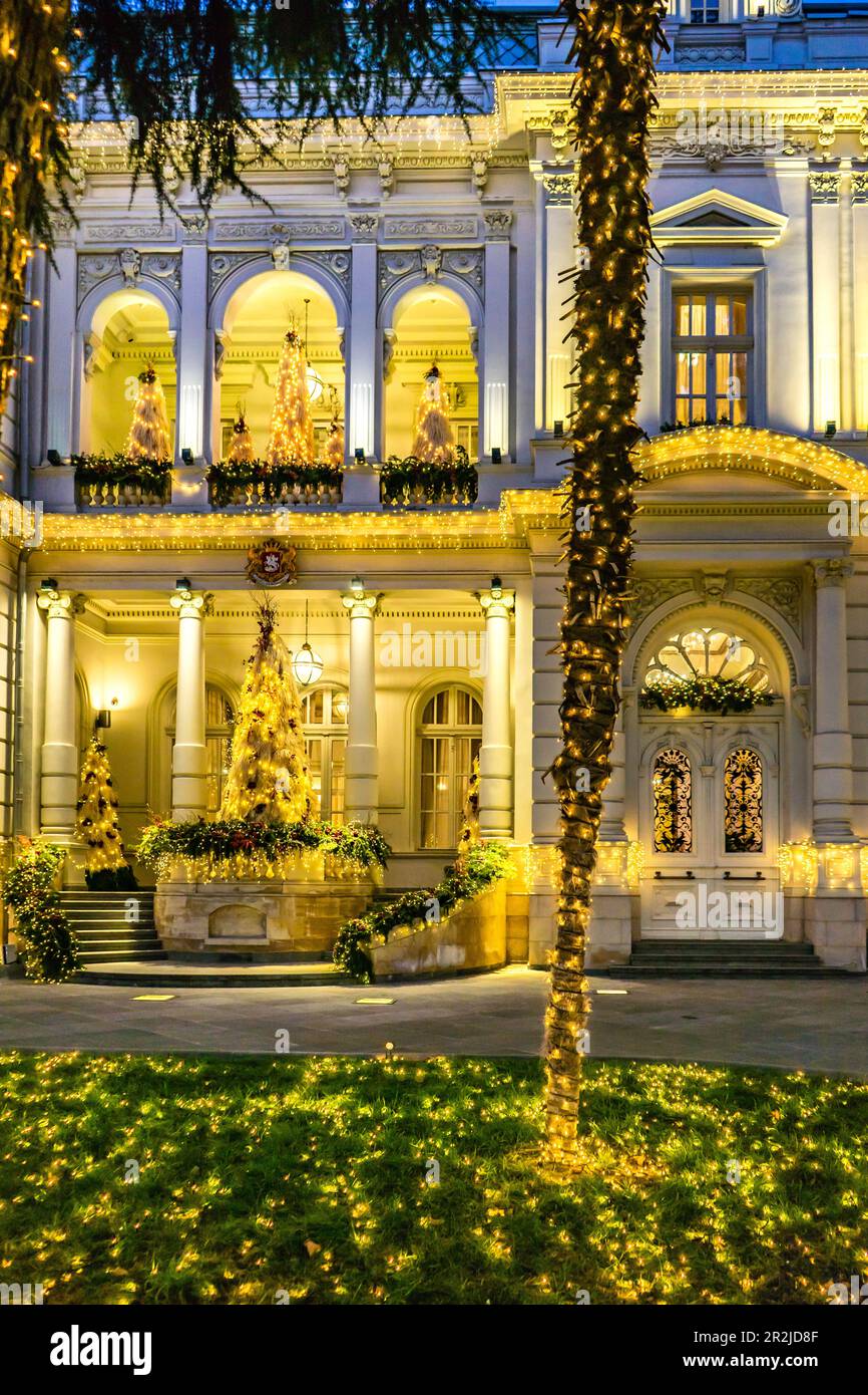 Décoration de Noël du Palais du Président dans la vieille ville de la capitale de Géorgie, Tbilissi Banque D'Images