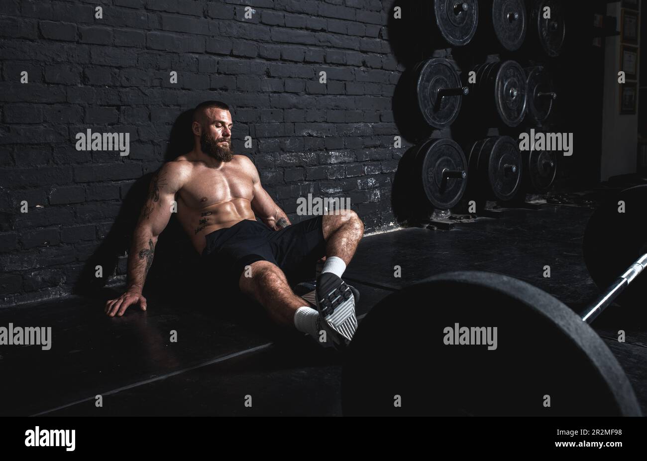 Kettlebell En Fonte 10 Kg – Poignée épaisse, Revêtement Poudre, Pour Entraînement Force Et Cardio, Fabrication Pologne