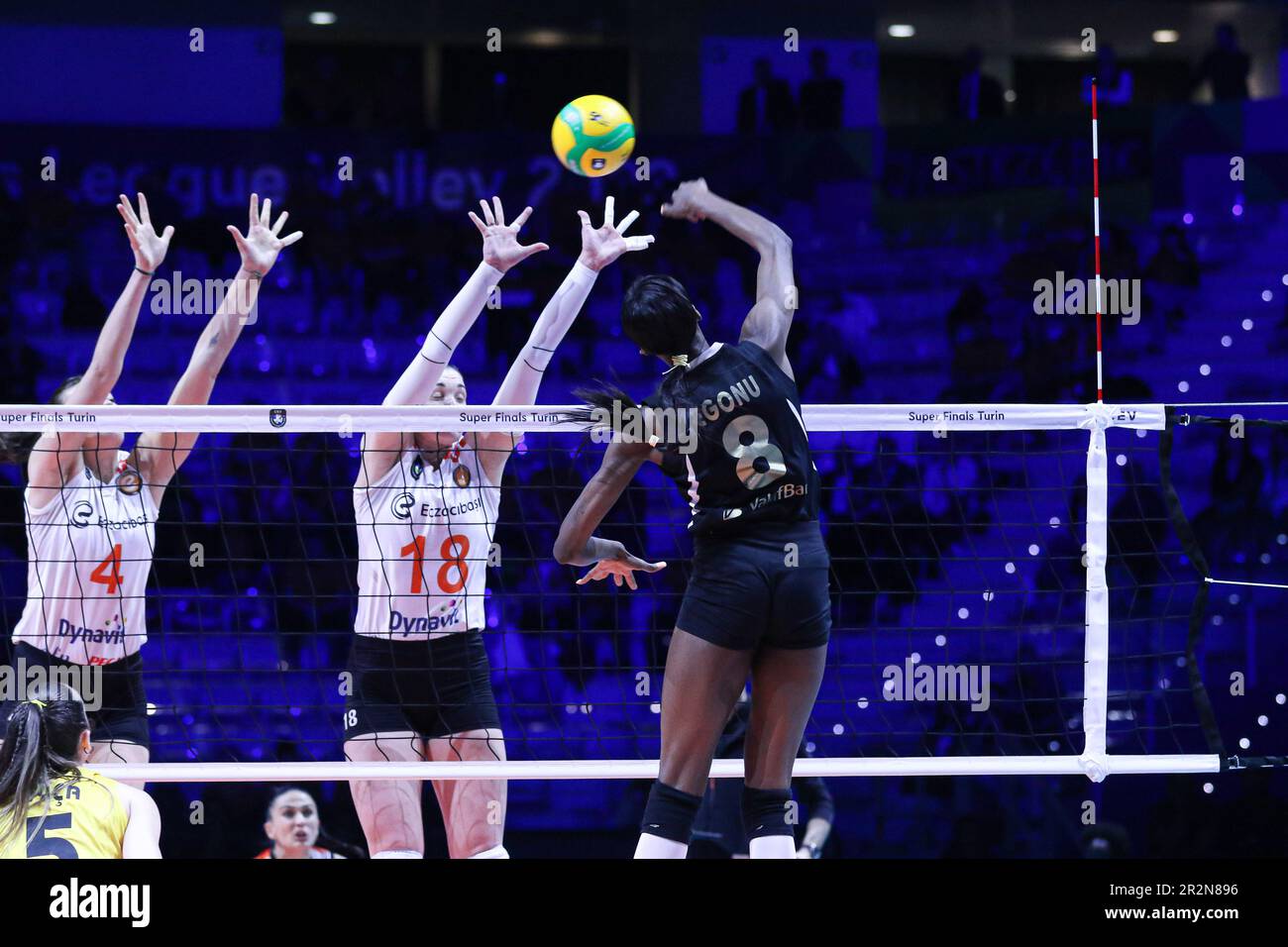 Turin, Italie. 20th mai 2023. VakifBank Istanbul vs Eczacibasi Dynavit Istanbul, Ligue des champions du CEV match de volley-ball féminin à Turin, Italie, 20 mai 2023 crédit: Agence de photo indépendante/Alamy Live News Banque D'Images