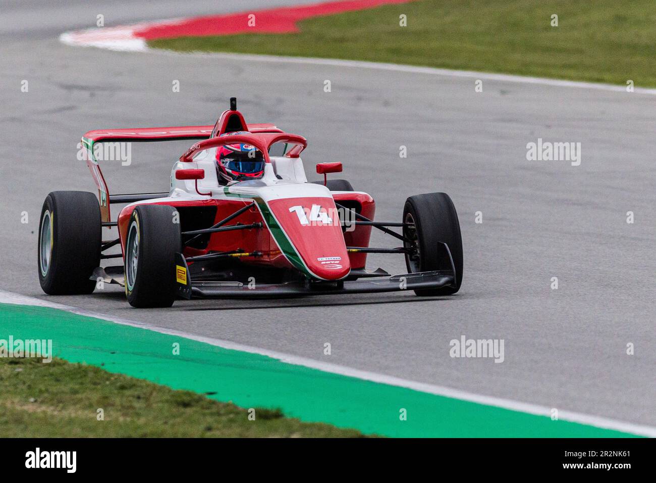 20th mai 2023; circuit de Barcelone-Catalunya, Barcelone, Catalogne, Espagne: 6 heures de Barcelone, jour 1; Chloe Chong (GBR) au volant de la Prema Racing Formula One Academy Tatuus Automobili crédit: Action plus Sports Images/Alay Live News Banque D'Images