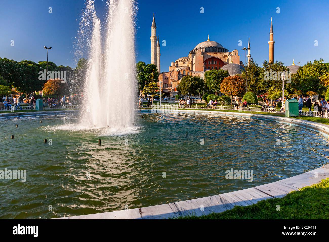 Sainte-Sophie (Aya sofia), Parc du Sultan Ahmet, quartiers historiques d'Istanbul, place Sultanahmet, Istanbul, Turquie Banque D'Images
