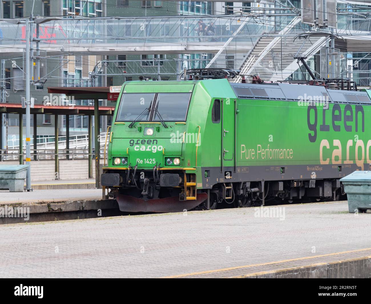 Train de marchandises provenant de Green Cargo, opérateur de trains de marchandises appartenant au gouvernement suédois, à la gare centrale d'Oslo, Oslo S, en Norvège. Banque D'Images