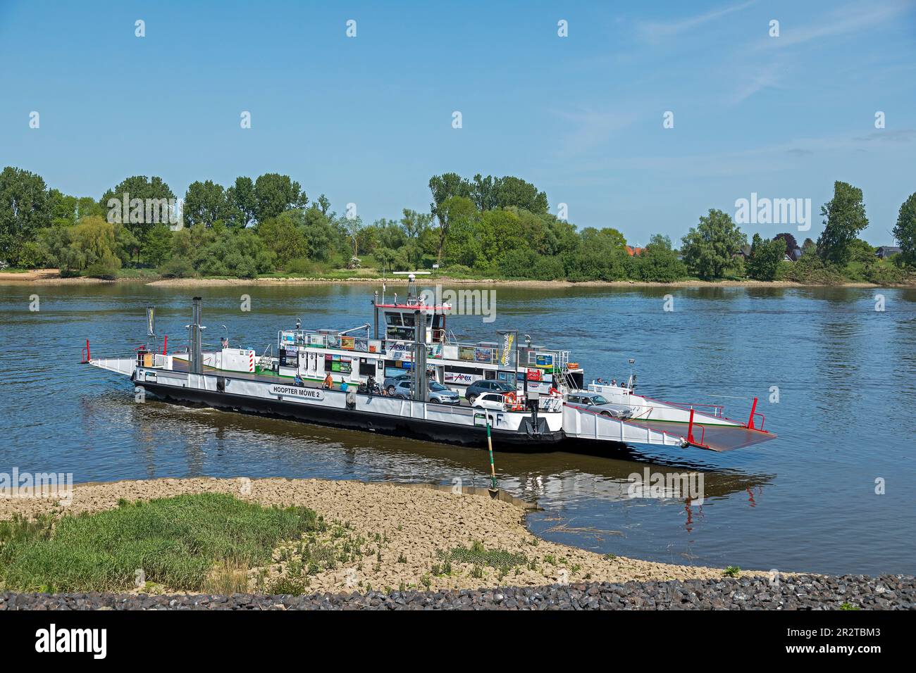 Rivière Elbe, ferry Zollenspieker-Hoopte, Hoopte, Winsen (Luhe), Basse-Saxe, De l'autre côté de la rivière Zollenspieker, Hambourg, Allemagne Banque D'Images