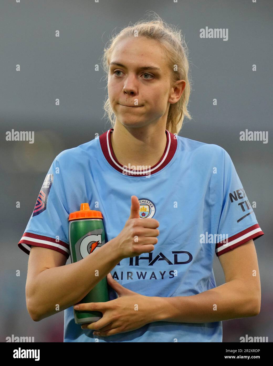 Esme Morgan #14 de Manchester City salue les fans après le match de Super League féminin de la FA Manchester United Women contre Manchester City Women au Leigh Sports Village, Leigh, Royaume-Uni, 21st mai 2023 (photo de Steve Flynn/News Images) Banque D'Images