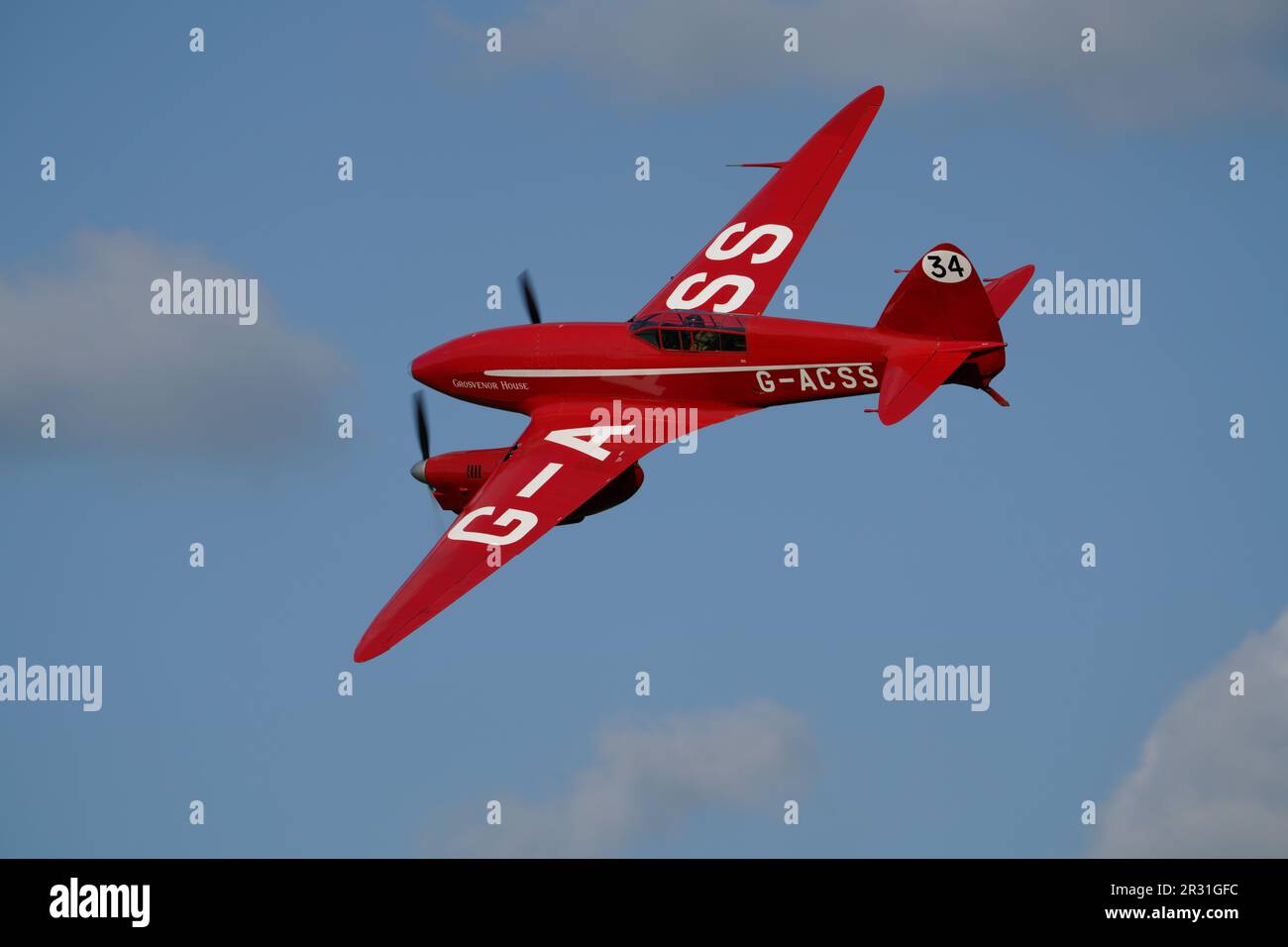 De Havilland DH.88 Comet se produit au Shuttleworth Evening Airshow du 2023 mai Banque D'Images