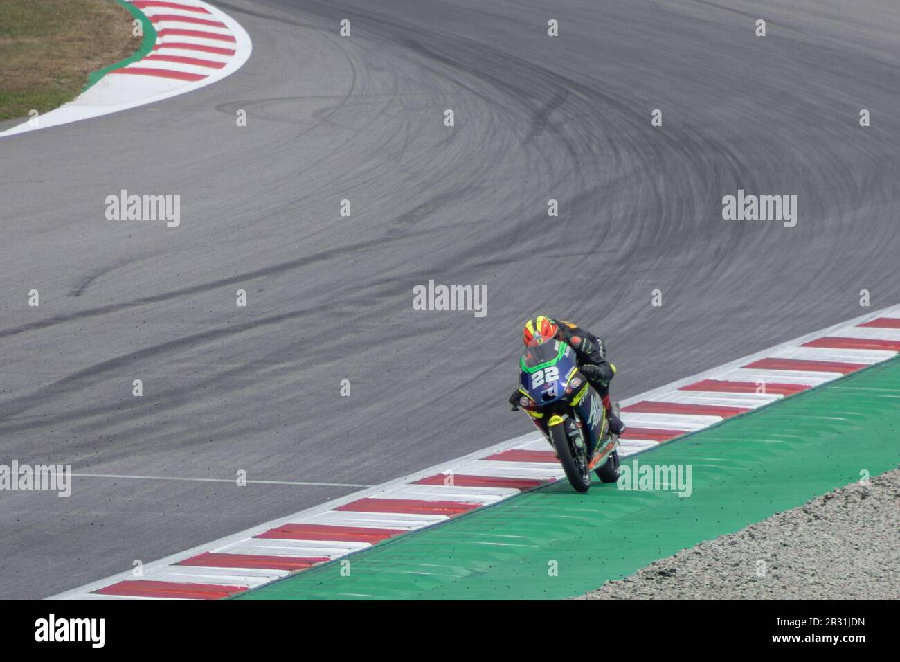 MONTMELLO, ESPAGNE-4 JUIN 2021: Elia Bartolini sur son KTM RC250GP #22 (Avintia), Championnat du monde 2021 Moto3 Banque D'Images
