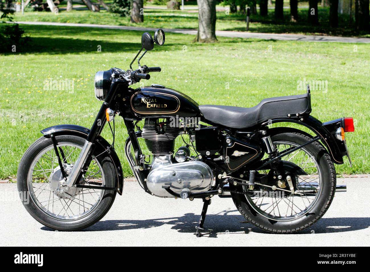 Royal Enfield Bullet 500 Motorrad | Royal Enfield Banque D'Images