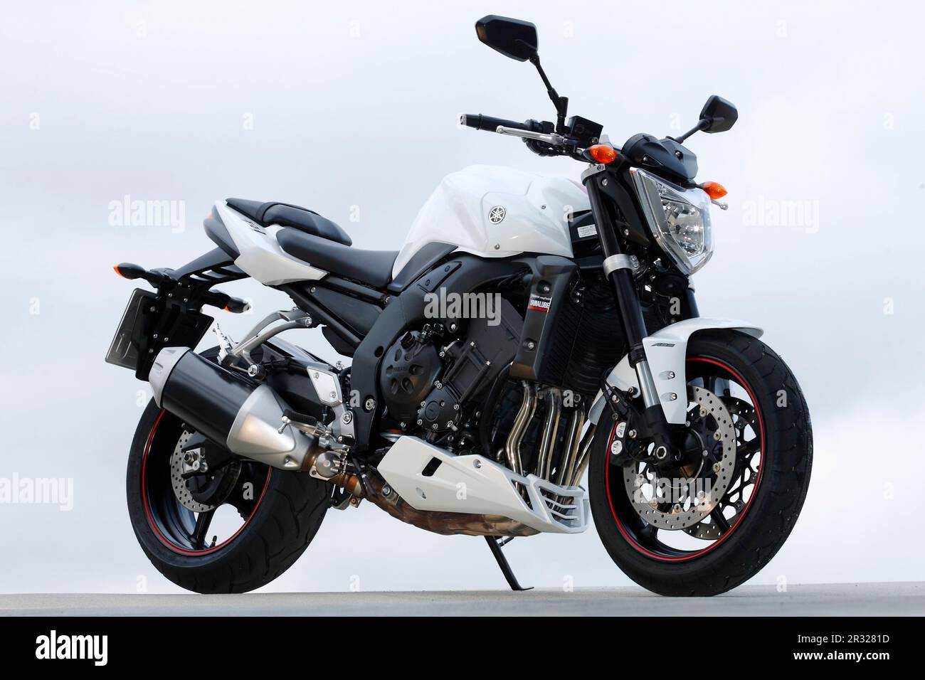 Yamaha FZ1 Banque D'Images