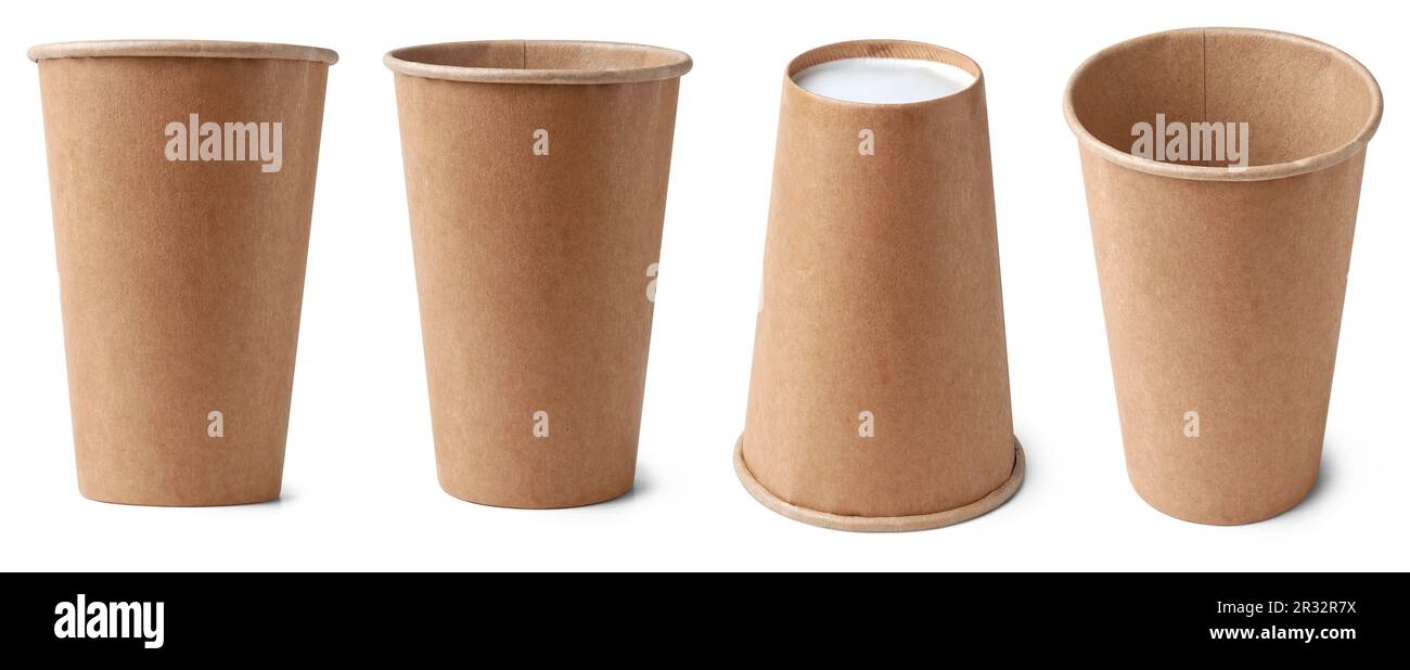 gobelets en papier vides ou gobelets jetables isolés sur fond blanc, fabriqués à partir de carton brun biodégradable utilisé pour servir des boissons chaudes et froides Banque D'Images