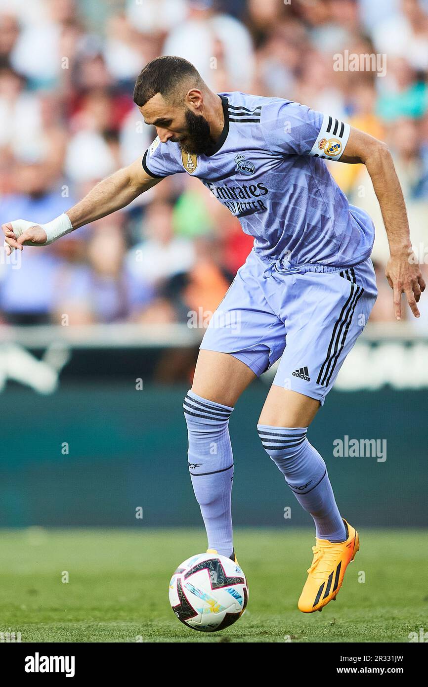 Football. Karim Benzema a signé avec le club saoudien d'Al-Ittihad