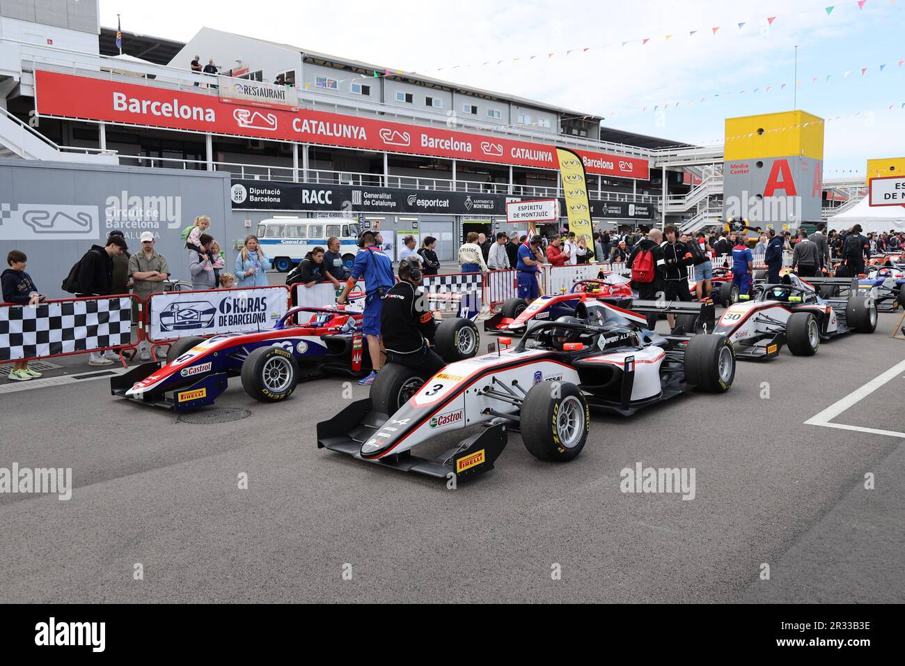 Voitures en ligne pour le Championnat d'Europe régional de Formule par Alpine 2023 course au circuit de Catalogne à Barcelone, Espagne 21/5/2023 Banque D'Images